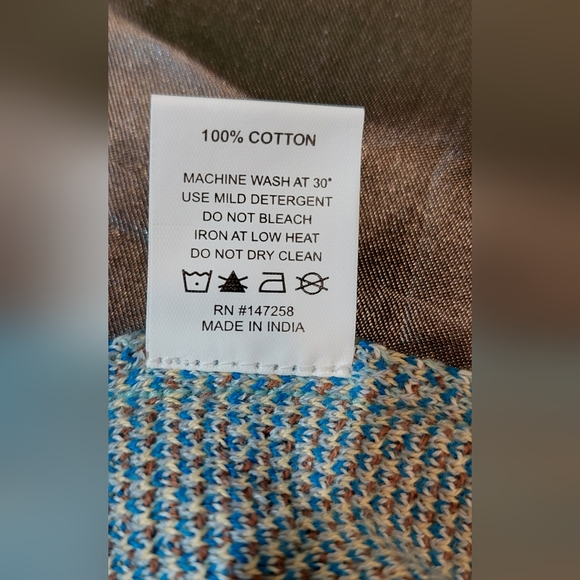 Simple Men's Sunrise Motif V-Neck Sweater — Blue, Teal & Brown - Picture 8 of 9